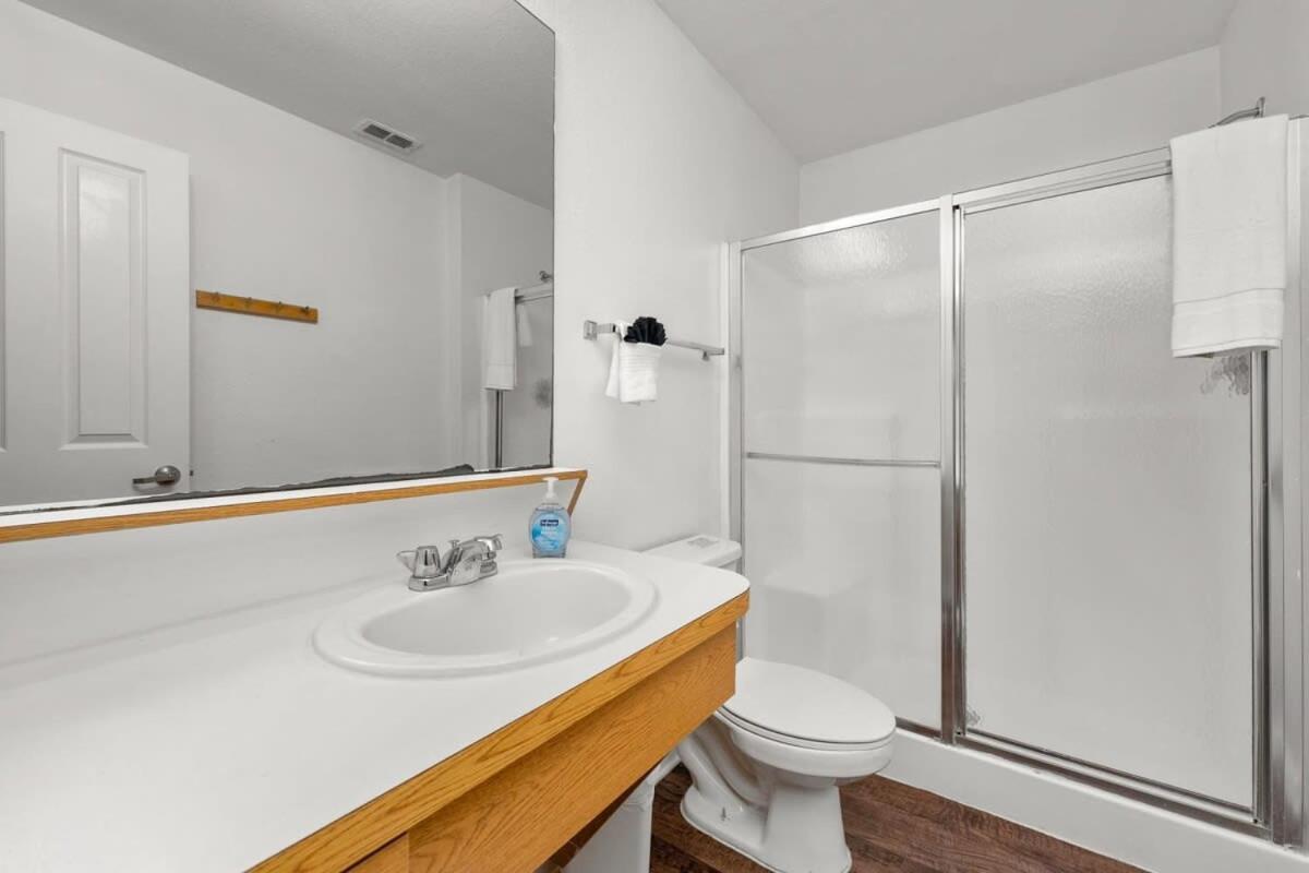 Budget Friendly Sleeps 8 Discounts Available Тампа Екстериор снимка