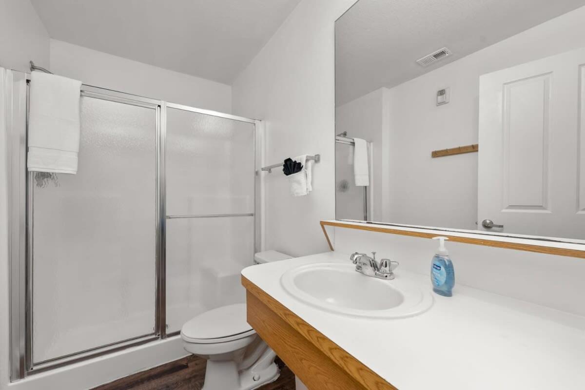 Budget Friendly Sleeps 8 Discounts Available Тампа Екстериор снимка